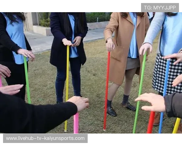 中国足球运动员团队合作精神，足球团队精神的句子