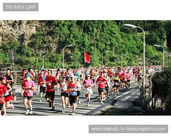 胡志明市马拉松:本地跑者夺冠,赛事精彩纷呈!,鸟瞰胡志明市 胡志明市马拉松:本地跑者夺冠,赛事精彩纷呈!,鸟瞰胡志明市
