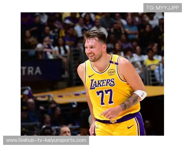 裁判主角戏太多？东契奇看傻：这比赛还能看？，东契奇帅气视频