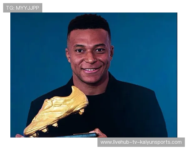 顶级射手！姆巴佩已拿下欧洲金靴、欧冠金靴、世界杯金靴，姆巴佩金球夺冠