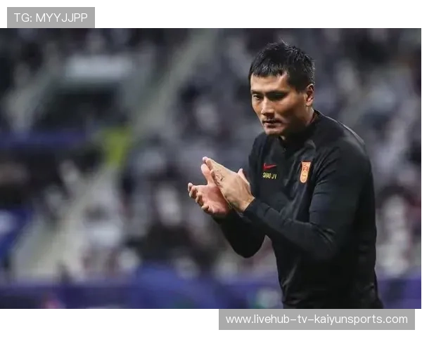 邵佳一在迪拜率领国足集训备战预选赛 邵佳一在迪拜率领国足集训备战预选赛